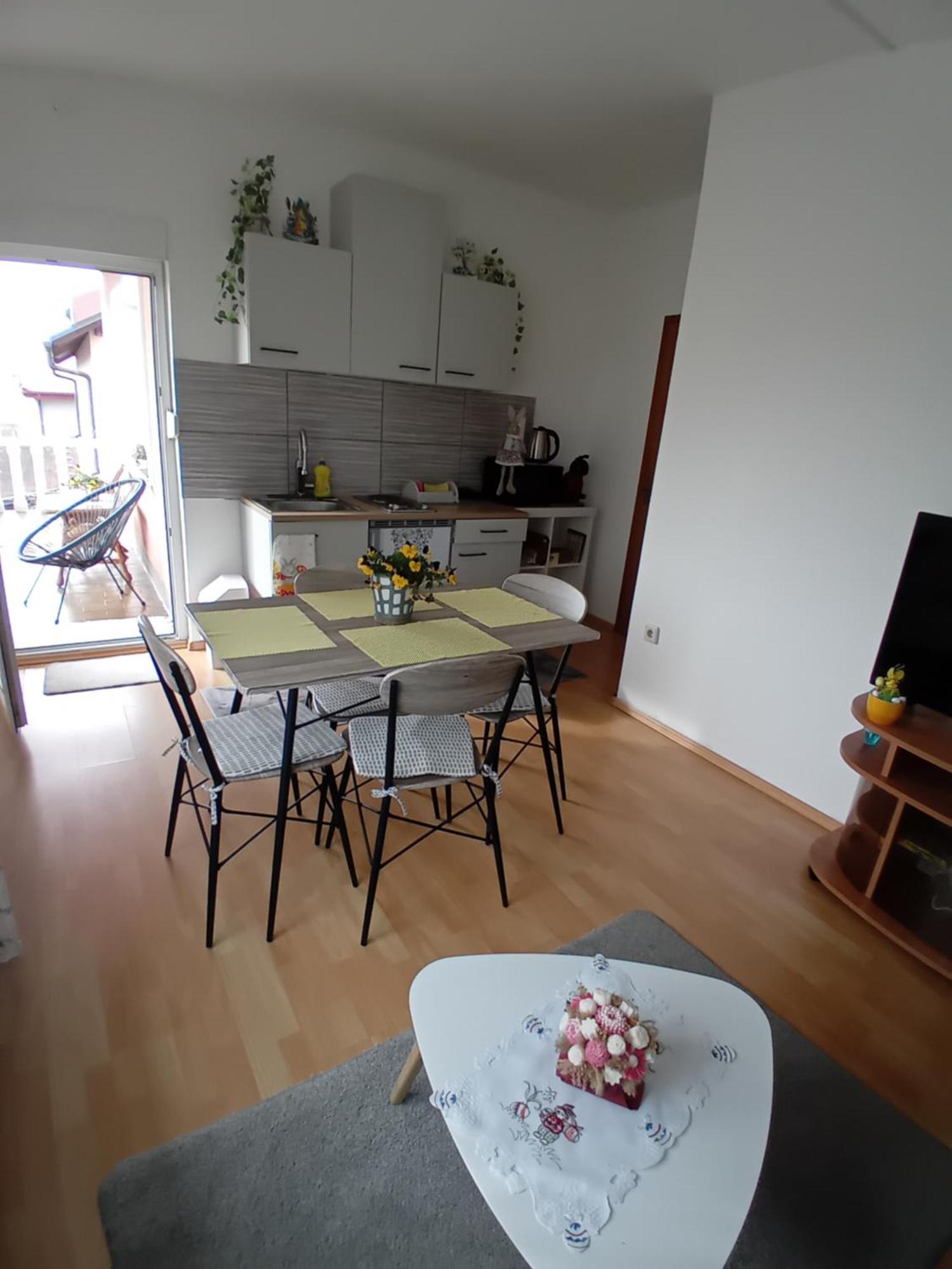 Apartman Nada Крапина Экстерьер фото